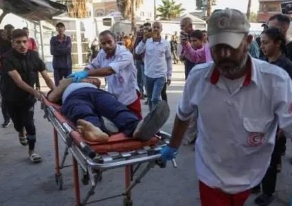 ارتفاع حصيلة شهداء غزة إلى 73,910 منذ بدء الحرب