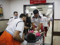 إصابة سيدة وطفلين برصاص الاحتلال في قطاع غزة