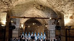 لجنة القدس تدين اقتحام نتنياهو أنفاق حائط البراق