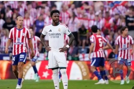 أتلتيكو مدريد يهزم ريال مدريد 2-1 في ديربي العاصمة