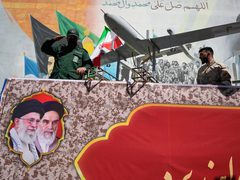 الحرس الثوري الإيراني يعلن إسقاط مسيّرة أميركية ويهدد بتغيير جغرافيا الحرب