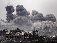شهيد ومصابون بقصف الاحتلال وسط مدينة خان يونس