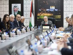 مجلس الوزراء يصادق على زيادة المشتريات من أدوية زراعة الكلى والأمراض المزمنة