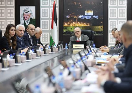 مجلس الوزراء يصادق على زيادة المشتريات من أدوية زراعة الكلى والأمراض المزمنة
