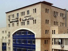 المالية: رواتب الموظفين عن شهر حزيران غدا الأربعاء بنسبة لا تقل عن 50%