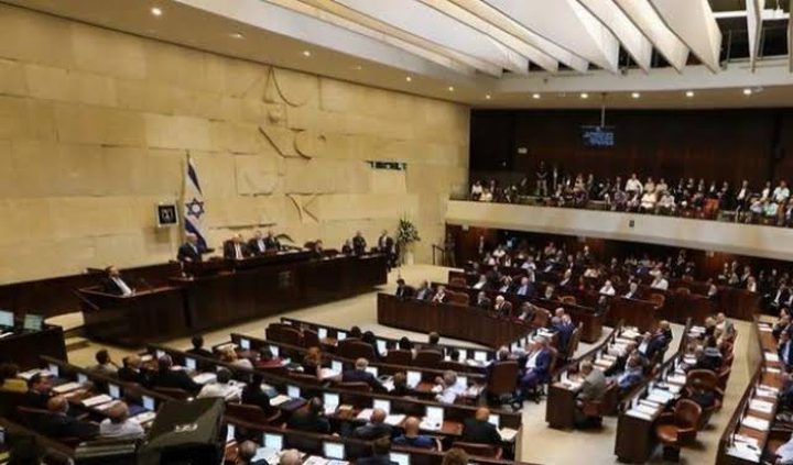 لجنة الانتخابات الإسرائيلية تصادق على شطب ترشح النائب عوفر كسيف للكنيست الـ26