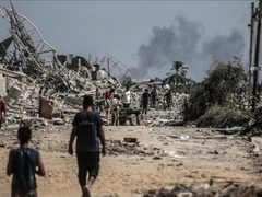 شهيدة برصاص الاحتلال في مواصي رفح