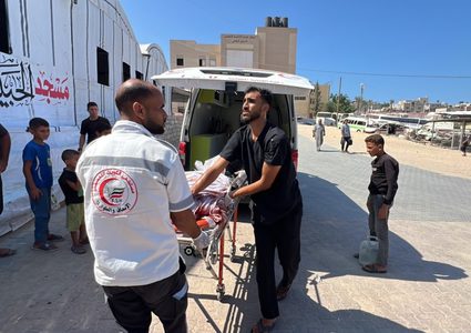 إصابات بغارة على خان يونس جنوب قطاع غزة وشهيد متأثرا بجراحه