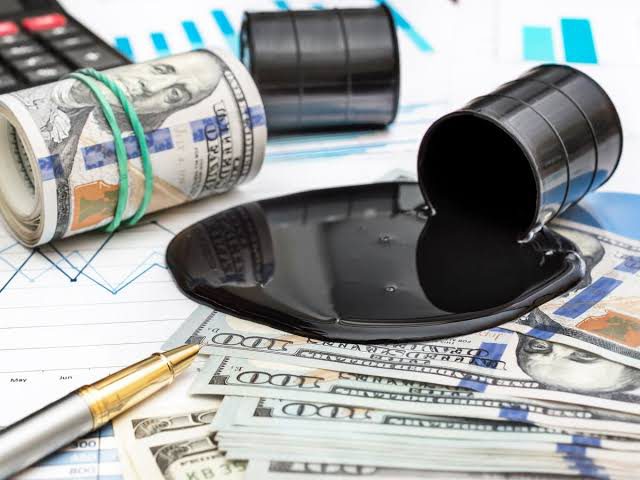 الأسواق العالمية تقفل أسبوعا متقلبا وسط ضغوط النفط والفائدة