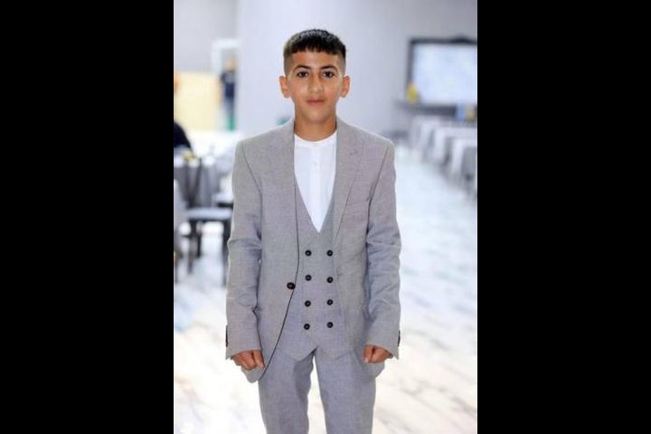 الاحتلال يعتقل طفلاً خلال مداهمة منزله في حزما