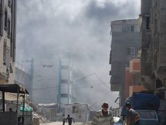 إصابتان إحداهما حرجة في قصف مسيّرة تجمعا للمواطنين في مخيم الشاطئ غرب مدينة غزة
