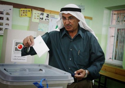 فتح تبحث الاستعدادات للانتخابات وتشكيل قوائمها في الضفة وغزة