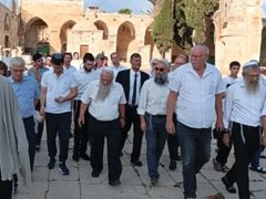 محافظة القدس: 11,409 مستوطنين اقتحموا الأقصى خلال موسم الأعياد العبرية