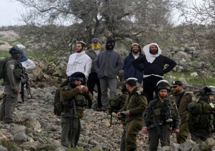 إصابتان باعتداء مستوطنين في سبسطية