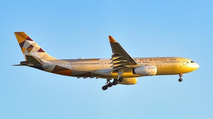 توقف رحلات فلاي دبي يرفع أسعار السفر إلى الشرق
