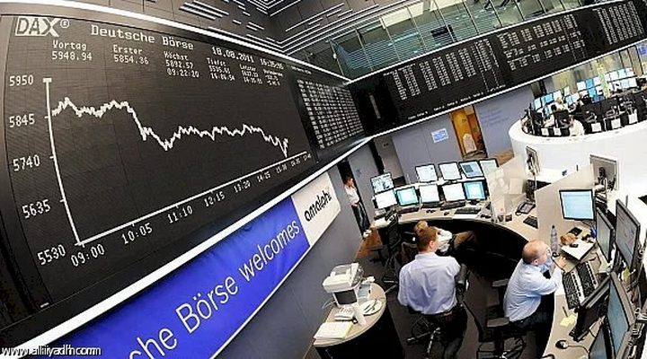الأسهم الأوروبية ترتفع مع تراجع عوائد سندات منطقة اليورو