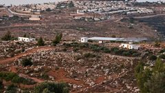 مستوطنون يقيمون بؤرة استيطانية جديدة على أراضي بلدة سالم شرق نابلس