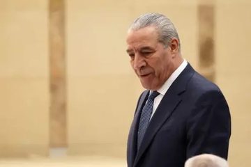 الشيخ يدين الإجراءات الإسرائيلية غير القانونية بحق القنصلية البريطانية بالقدس