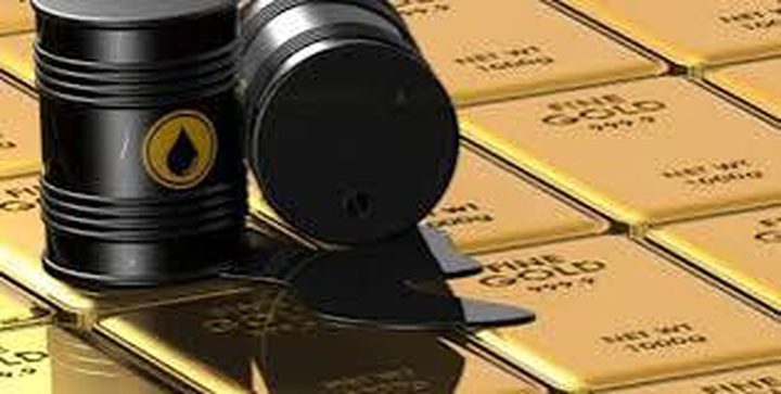 تراجع أسعار النفط وارتفاع الذهب