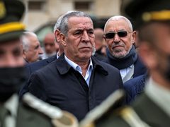 حسين الشيخ يرد على وزير خارجية الاحتلال: “برز الثعلب يوماً في ثياب الواعظينا”