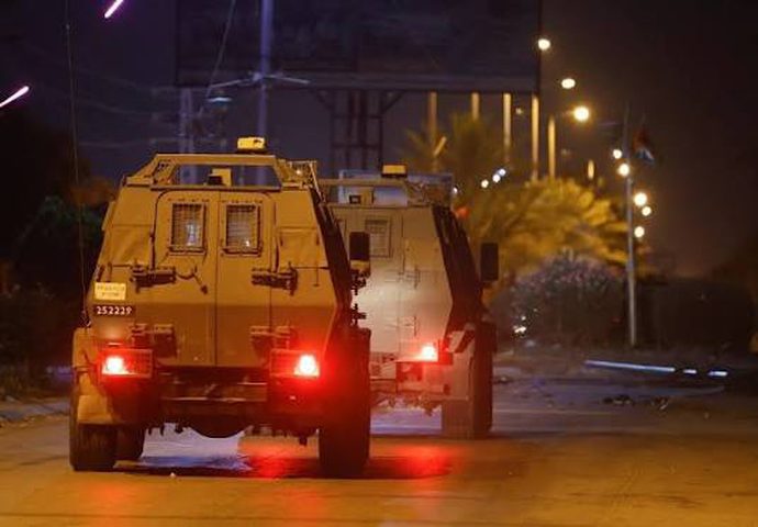 الاحتلال يقتحم قلقيلية ويطلق قنابل الصوت في شارع الواد