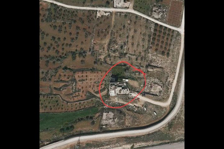 سلطات الاحتلال تُخطر بإخلاء بناية سكنية في قلنديا شمال القدس