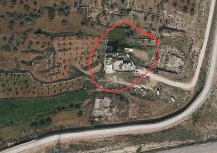 سلطات الاحتلال تُخطر بإخلاء بناية سكنية في قلنديا شمال القدس