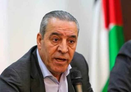 حسين الشيخ ينتقد حديث وزير خارجية الاحتلال عن الديمقراطية في فلسطين
