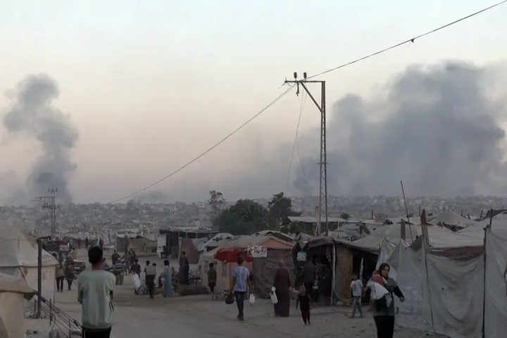 شهيد ومصابون في قصف للاحتلال على مواصي رفح