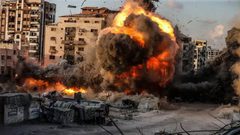 جنود في جيش الاحتلال يقرّون بتلقي أوامر بقصف مبانٍ مأهولة في غزة