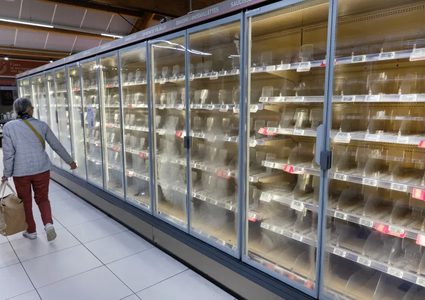 هجوم سيبراني يستهدف مئات المتاجر الكبرى في فرنسا ويتلف كميات كبيرة من الطعام