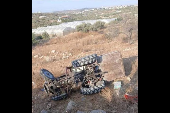 مصرع سيدة إثر انقلاب جرار زراعي في قرية كفر جمال شمال مدينة قلقيلية
