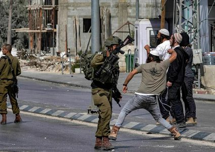 "مقاومة الجدار" تحذر من تصاعد اعتداءات المستوطنين على أبناء الشعب الفلسطيني