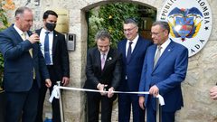 محلل سياسي: نقل السفارات إلى القدس يخدم مخططات الاحتلال ويضرب الحقوق الفلسطينية