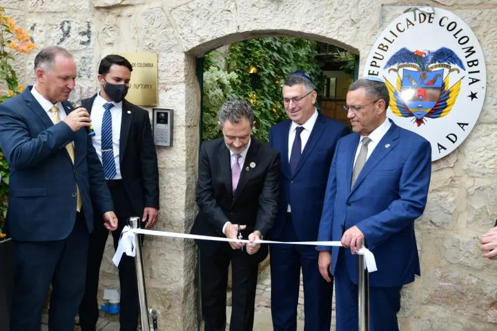 محلل سياسي: نقل السفارات إلى القدس يخدم مخططات الاحتلال ويضرب الحقوق الفلسطينية