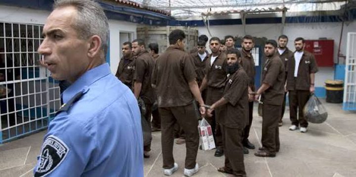 إفادات لـ 22 معتقلا أصيبوا جراء إطلاق الاحتلال النار عليهم داخل المعتقلات
