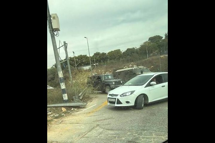 إغلاق المدخل الشمالي لمدينة سلفيت ومنع قطف الزيتون في منطقة الشلال