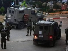 الاحتلال يعتقل شابا على حاجز عسكري غرب بيت لحم ويقتحم حوسان