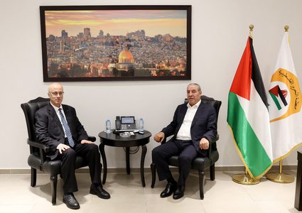 الشيخ والحمد الله يبحثان الاستعدادات لإجراء الانتخابات وإمكانية تقديم موعدها