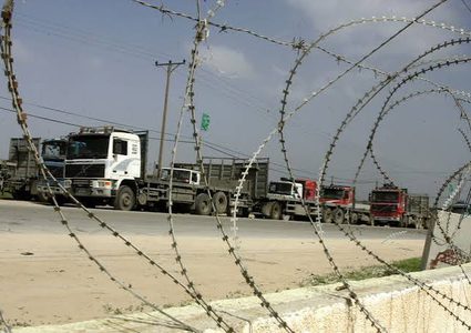 وزارة الاقتصاد: منع إدخال منتجات الضفة إلى غزة جريمة اقتصادية