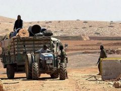 الاحتلال يواصل حصار الرأس الأحمر جنوب طوباس