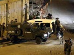 قوات الاحتلال تقتحم عدة قرى في رام الله